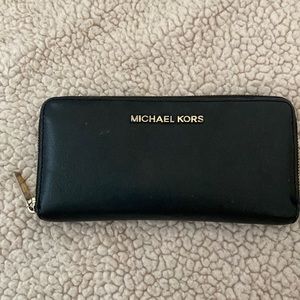 Black Michael Kors Leather Continental Zip Wallet